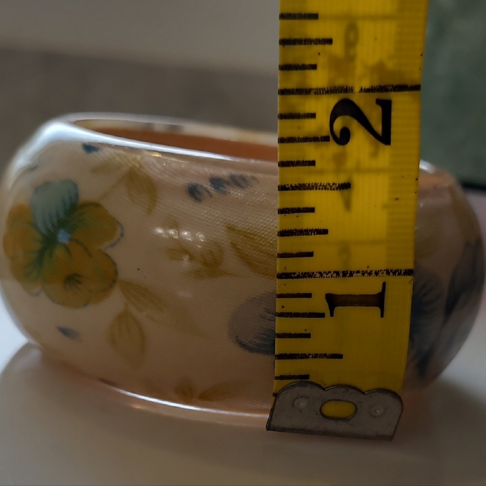 Vintage Floral Bangle Bracelet with Blue and Yellow Flowers - Picture 9 of 10